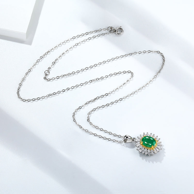 Natural Emerald Pendant Feminine Minority Design Jewelry S925 Silver Chain